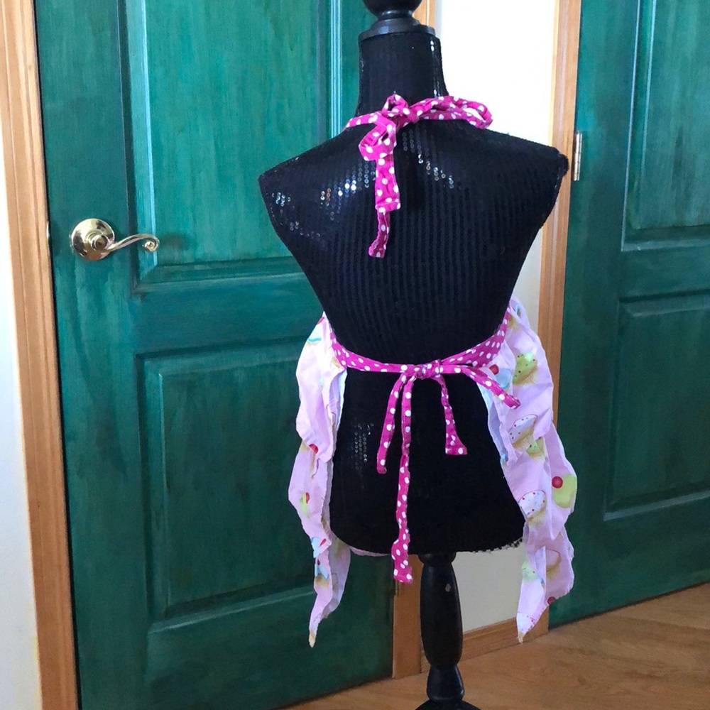 Childs apron - Picture 4 of 8
